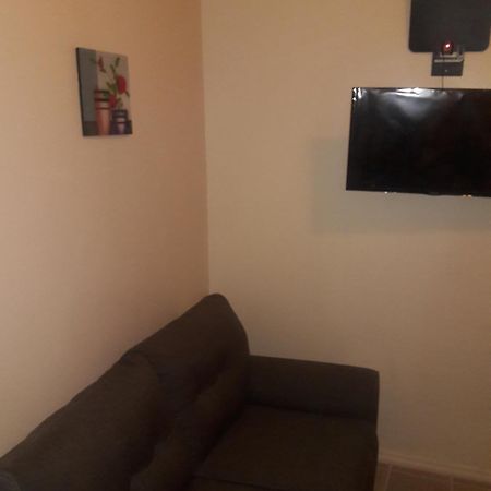 Studio And 1 Bedroom Apartments - Bronx นิวยอร์ก ภายนอก รูปภาพ