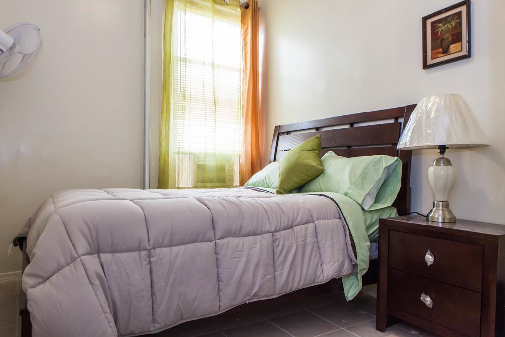 Studio And 1 Bedroom Apartments - Bronx นิวยอร์ก ภายนอก รูปภาพ
